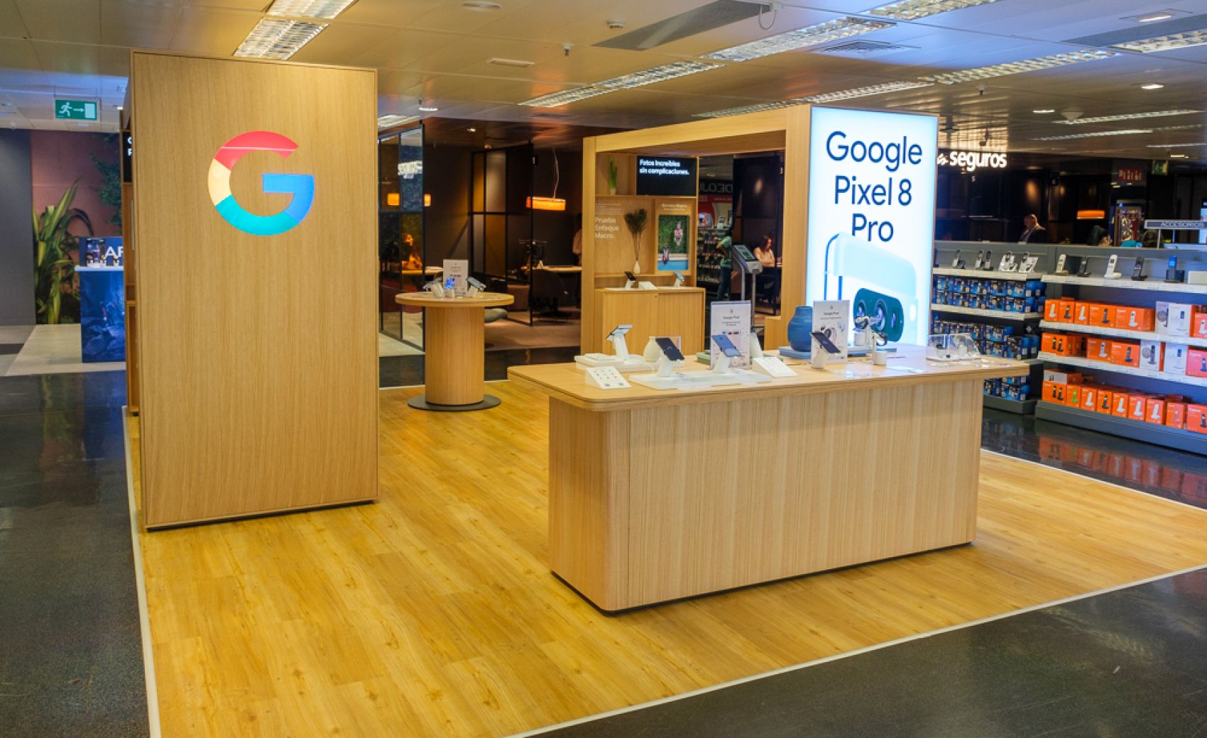 Google Pixel 8 in Madrid